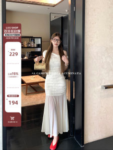 Váy Nữ Mùa Hè Ren Trắng Xếp Ly Lộ Vai
