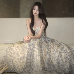 CHANGTONG | A-line Waist-defining Dress with Flared Hem