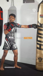 Sarung Tinju Hook Knight Black Sarung Tinju Muay Thai Sarung Tangan Tinju Boxing Gloves Gloves Muaythai Gloves Boxing Sarung Tangan Boxing Muay Thai Gloves Sarung Boxing Sarung Tangan Muaythai Glove Boxing Sarung Muaythai Sarung Tinju Murah