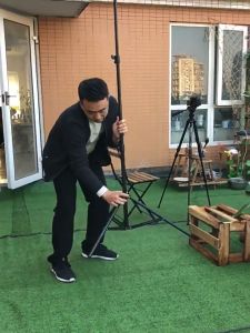 Adjustable Studio Light Stand Tripod 2M Foldable Photography Lighting Bracket with Reinforcing Bracket Universal Mount for LED Cameras Black