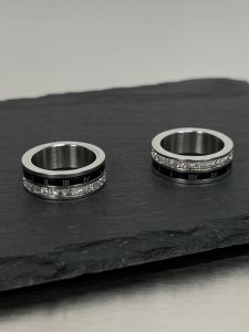 Trendy Titanium Steel Ring with Roman Numerals And Diamond Mens Fashion Ring Cool Punk Hip Hop Index Finger Couple Rings