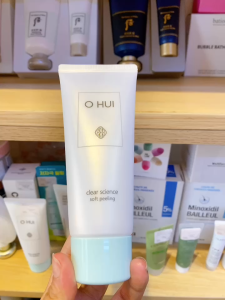Tẩy tế bào da chết Ohui Clear Science Soft Peeling.