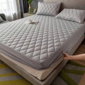 Waterproof Non-slip Machine Washable Mattress Cover