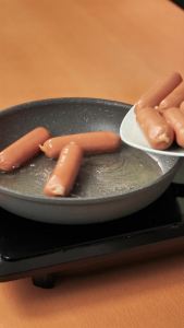 Combo 2 Gói Xúc Xích Alaca Vietinter Foods Lõi Nhân Phô Mai Bắp 1KG (Gói 500g)