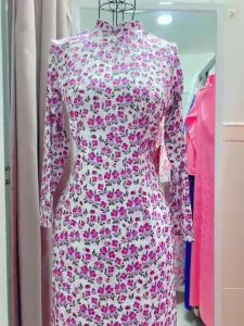 Áo dài truyền thống Trắng hoa tím cổ 2 phân tay dài-ảnh thật hàng may sẵn