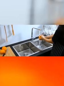 Chậu rửa chén đúc liền khối KENISI 82x45cm 2 hố lệch inox sus304 GIÁ RẺ - Bồn rửa chén 2 ngăn