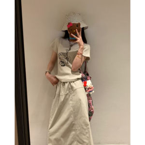 YUEZHONGWEI | เสื้อยืดแขนสั้นทรงสลิมฟิตสำหรับผู้หญิงในช่วงฤดูร้อน สไตล์อเมริกัน ปกติ คอกลม แฟชั่นฤดูร้อน