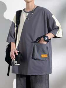 เสื้อยืดแขนสั้นทรงหลวมสำหรับผู้ชาย ฤดูร้อน เอฟเฟกต์การเย็บปะติดปะต่อกัน กระเป๋า สไตล์เยาวชน เสื้อผ้าผู้ใหญ่