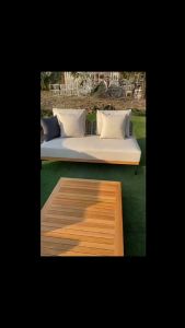 BUNISE Aurora ชุดโซฟาหวายสานกลางแจ้ง - 1-4 ที่นั่ง มีที่วางของ หวายสานมือ เหมาะสำหรับสวน & ริมสระว่ายน้ำ