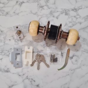 ลูกบิดประตูห้อง HAFELE - 489.93.612 หินอ่อนเหลือง ทองแดงรมดำ มีแทบฟลายน้ำ เรืองแสงในที่มืด เฮเฟเล่ ของแท้