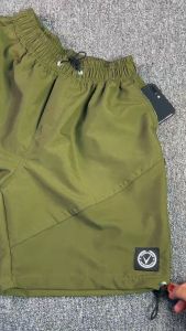 Celana Pendek Pria Casual Korean Style dengan Pinggang Elastis dan Motif Garis