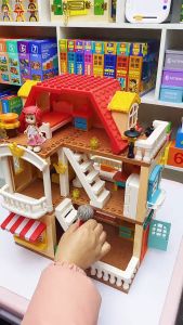 Set Mainan Blok Besar 186pcs Rumah Villa Simulasi Kehidupan Kanak Kanak Permainan Bina Kreatif 186 Pcs Kids L Size Building Blocks Villa Play House Life Scene DIY Educational Toys 1套186颗宝宝费乐大颗粒积木别墅模拟生活场景拼装益智玩具 L013