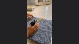 Bình châm nhớt thân nhựa CAO CẤP vòi cứng dài 8cm