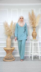 SUIT CEY COTTON MUSLIMAH BASIC BLOUSE DAN SELUAR SET READY STCOK