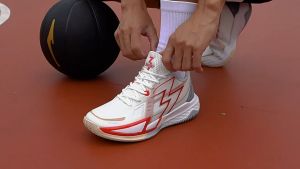 Kilala Fashion Basketball Shoes With Box Lightweight Luminous Glow in the Dark Sports Spike Shoes Basketball for Men