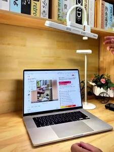 Philips | Đèn Bàn Sạc Không Dây Dài Ngày có Kết Nối Từ