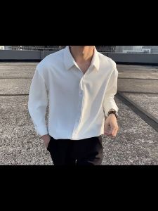 Mens white shirt with long sleeves high-end drape top mens Korean fashion loose fitting no iron shirt casual T-shirt