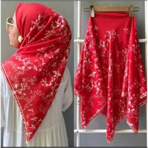 kerudung segi empat motip kemerdekaan hijab voal premium