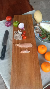 เขียงไม้เนื้อแข็ง เขียงไม้ทำครัว เขียงไม้คุณภาพดี ปลอดภัยไร้สาร หั่นผัก หั่นเนื้อ หั่นหมู แข็งแรงสามารถสับได้ เขียงไม้