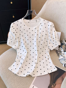 Pure ผ้าฝ้าย พรางหุ่น ผู้หญิง เสื้อยืดแขนสั้นลายจุด ทันสมัย เอวซับ อินเทรนด์ เสื้อท่อนบน จากเซินเจิ้น Nanyou