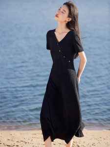 MOHANYIMEI | Slim V-Neck Asymmetric Hem Textured Dress