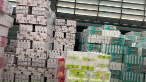 ทิชชู่แบบดึงPURE WOOD(แพ็ค10ห่อ) แผ่นหนา5ชั้น ห่อละ300แผ่น กระดาษเช็ดหน้า กระดาษทิชชู่ กระดาษเช็ดปาก ซึมซับน้ำได้อย่างดี ไม่ขาดยุ่ยง่าย ทิชชู่ยกแพ็ค