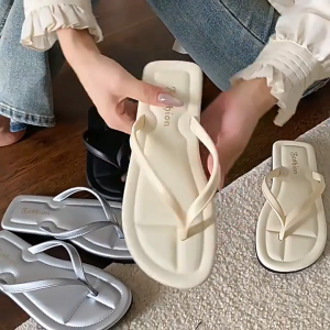 Dép Kẹp Nhựa Đế Bệt Bằng Nhựa PVC Phong Cách Thời Trang Dép Nữ Xỏ Ngón Trơn Kiểu Dáng Đơn Giản Mang Êm Chân Thời Trang