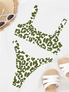 High Waisted Printed Split Bikini Swimsuit V Neck Short Sleeve Two Piece Set Polyester Material for Women in Their 20s And 30s