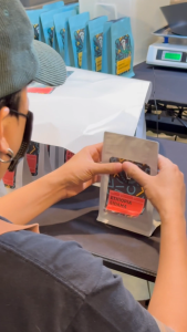 VECTOR : Colombia Supremo เมล็ดกาแฟคั่วกลางสำหรับชงเอสเพรสโซ่ 200 กรัม