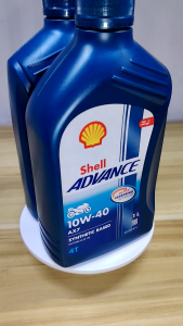 Shell Advance 10W-40 Original Synthetic Moto Engine Oil 800ml 1L - Synthetic Based Fully Synthetic - Long Life - Motorcycle Engine Oil