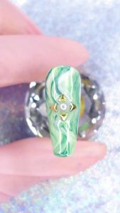Sơn Móng Tay Gel Nhũ Đỏ Arte Clavo 8ml Màu Vàng Holographic Lấp Lánh Có Thể Tẩy Sạch Bằng Dung Dịch Dùng Được Với Đèn UV/LED Dành Cho Trang Trí Móng.