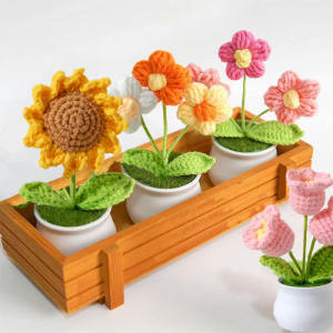 Handmade Crocheted Small Flower Potted Plant Stylish Long-lasting Realistic Yarn Flowers Home Decoration Knitted Bouquet