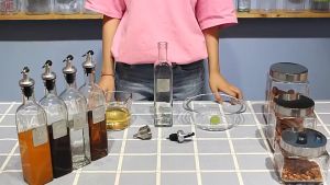 Glass Oil Dispenser 250ml 500ml Seasoning Glass Condiment Bottle Olive Oil Vinegar Soy Sauce Bottle Botol Minyak Masak