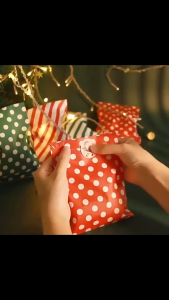24Pcs Christmas Paper Treat Bags Polka Dot Striped Pattern Candy Buffet Bags with Stickers for Xmas Party Favor Paper Gift Bags
