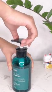 Sữa tắm tảo Nhật cỏ cây hoa lá hương nước hoa dưỡng trắng da chai 300g