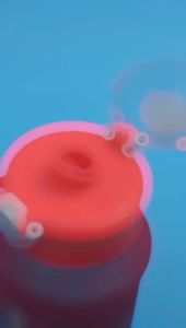 Botol Minum Warna Gradasi Trendy Tali Jinjing 910 ml