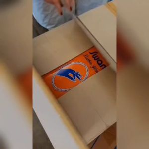 ถุงมือยางสีส้ม ถุงมือล้างจาน ถุงมือทำความสะอาด ถุงมือล้างห้องน้ำ ตราSwan คุณภาพดีไม่ขาดง่าย