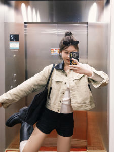 Short Womens Denim Jacket Casual Versatile Design Autumn New Style Small Size Commute Wind Straight Tube Long Sleeve Button up