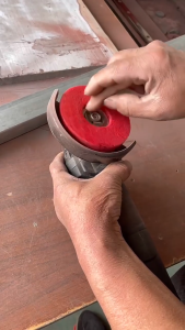 ใบขัด 4 นิ้ว ใบขัดสแตนเลส  ลูกขัดใยสังเคราะห์ ใบขัด ใบขัดสนิม คละสี แดง/เทา (ราคาต่อชิ้น)