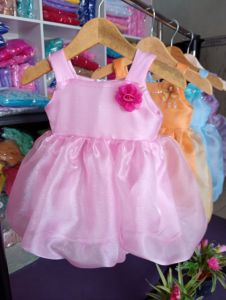 Gaun balon baby imut..