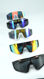 Kacamata Sport SCVCN Fashion Lensa Anti UV400 Super Ringan & Tahan Benturan untuk Cycling Running Driving & Hiking