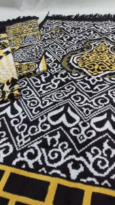 SAJADAH TEBAL PREMIUM BAHAN BELUDRU - SAJADAH DEWASA  - UURAN 70x110cm - PERLENGKAPAN SHALAT