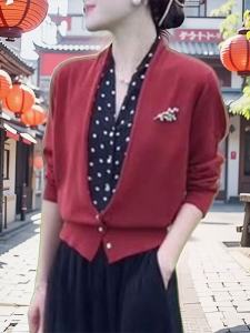 Fashionable Polka Dot Loose Womens Top Spring 2025 New Style Slimming Versatile Anti-Aging Mommy Small Shirt Button Splice