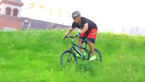 Zoom Bikes: Sepeda 24 Inci & 21 Kecepatan untuk Anak-Anak & Outdoor Activities