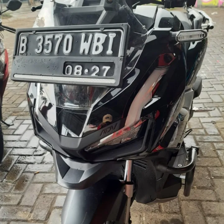 Winglet%20ADV%20160%20ADV%20150%20MONCONG%20ADV%20160%20ADV%20150%20Hitam%20-%20Image%205