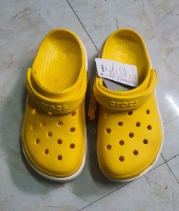 Dép sục nhựa lỗ nam nữ