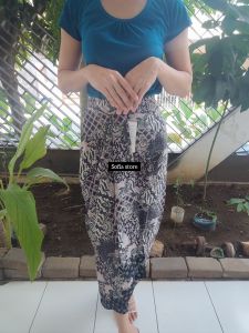 Rok Batik Katun Pinggang Karet Bawahan Kebaya Aura Kutubaru Encim