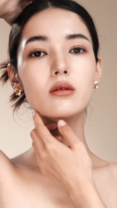 O.TWO.O 3PCS Face Makeup Set Daily Use Base SPF30 PA+++ Full Coverage Long-Lasting Waterproof Foundation+Natural Concealer +Ultra-Thin Professional Makeup Brush