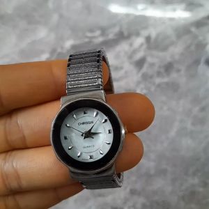 Đồng hồ nữ CHRSSIE dây chun second hand si nhật- đã qua sử dụng