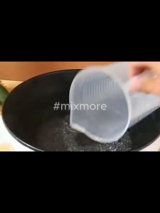 Ca đong định lượng vạch đen có nắp dung tích 500ml - 1L - 2L - 3L5 - 5L nhựa trong suốt Mixmore